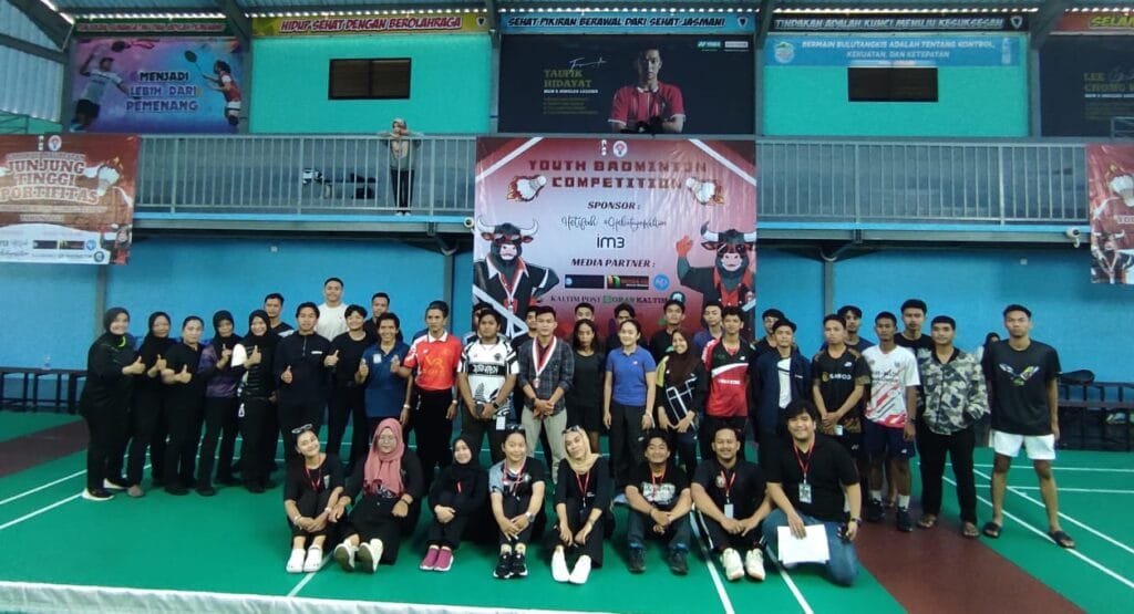 WhatsApp Image 2024 10 25 at 19.47.15 Sambut Hari Sumpah Pemuda, DPC GMNI Balikpapan Menggelar Turnamen Bulutangkis PROKALTIM