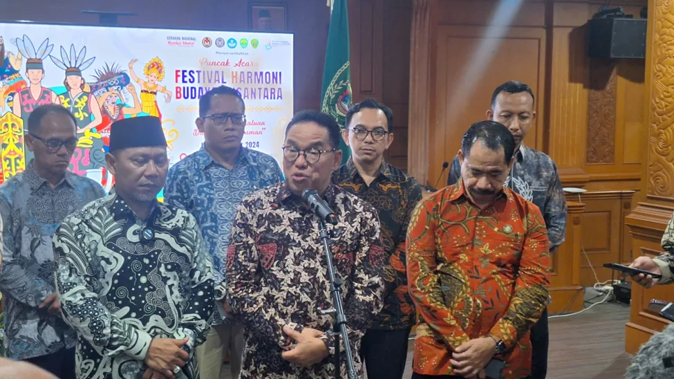 Kolaborasi Budaya di Event FHBN 2024 Kabupaten PPU Rampung PROKALTIM 1 image 2024 10 12 113817303 Kolaborasi Budaya di Event FHBN 2024 Kabupaten PPU Rampung PROKALTIM