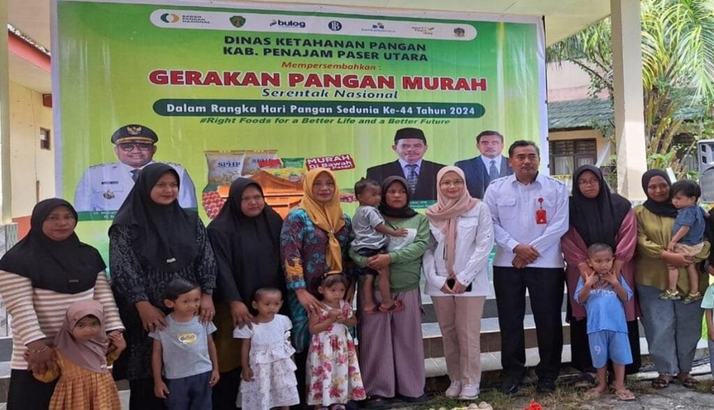 Gerakan Pangan Murah yang digelar Dinas Ketahanan Pangan Kabupaten PPU, di Halaman Kantor Kelurahan Penajam. (16/10/2024).