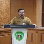 Sekda PPU Tohar saat membuka rakor kearsipan daerah.