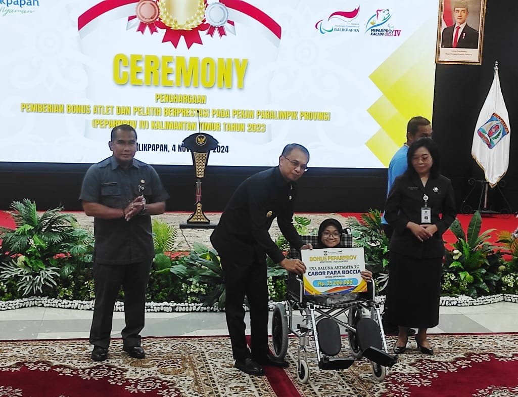 Pemkot Balikpapan Salurkan Bonus Sebesar Rp 7,8 Miliar Kepada Atlet dan Pelatih Berprestasi Pada Peparprov IV Kaltim