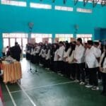 Pelantikan 95 Pengawas Tempat Pemungutan Suara (PTPS) Kecamatan Muara Badak dalam Rangka Pemilihan Gubernur dan Bupati 2024