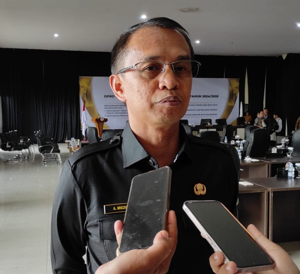 WhatsApp Image 2024 11 19 at 08.53.07 Sebelum Berakhir Masa Jabatan Pjs Wali Kota Balikpapan, Izin Pamit Usia Rapat Paripurna ke-27 Masa Sidang I Tahun 2024/2025 PROKALTIM