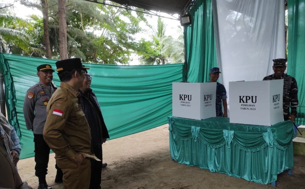 WhatsApp Image 2024 11 26 at 20.22.02 Wali Kota Balikpapan Bersama KPU dan Forkopimda Tinjau Kesiapan TPS PROKALTIM