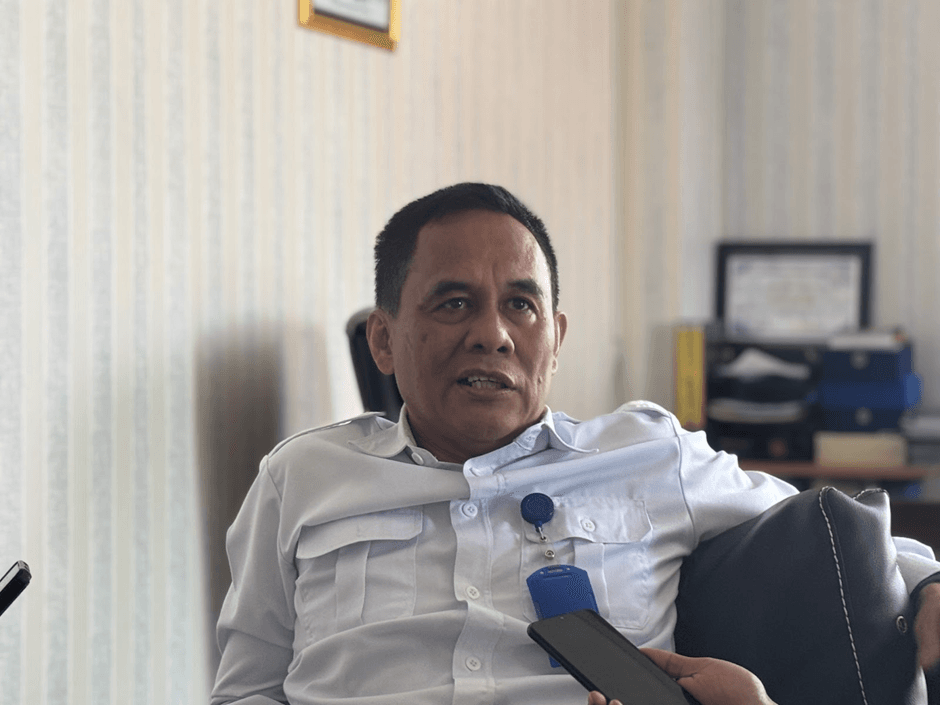 Plt Kepala DPUPR PPU, Khairudin.