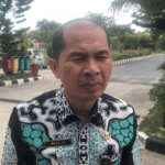 Kepala BKAD PPU, Muhajir.