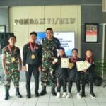Danpomdam VI/Mlw Berikan Penghargaan dan Dana Pembinaan kepada Atlet Karate Inkai Dojo Pomdam VI/Mlw yang Berprestasi