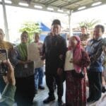 Menteri ATR/BPN Nusron Wahid Serahkan 44 Sertifikat Tanah di Balikpapan