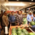 Wali Kota Balikpapan Lakukan Sidak Cek Kualitas Parcel dan Makanan Jelang Natal