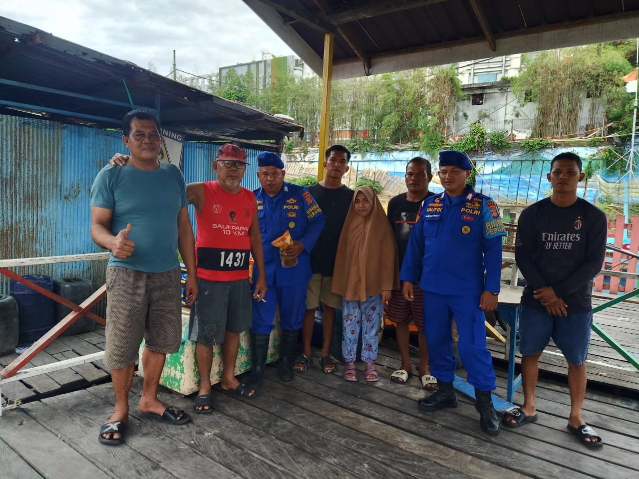 Ditpolairud Polda Kaltim Berikan Edukasi dan Bantuan kepada&hellip;