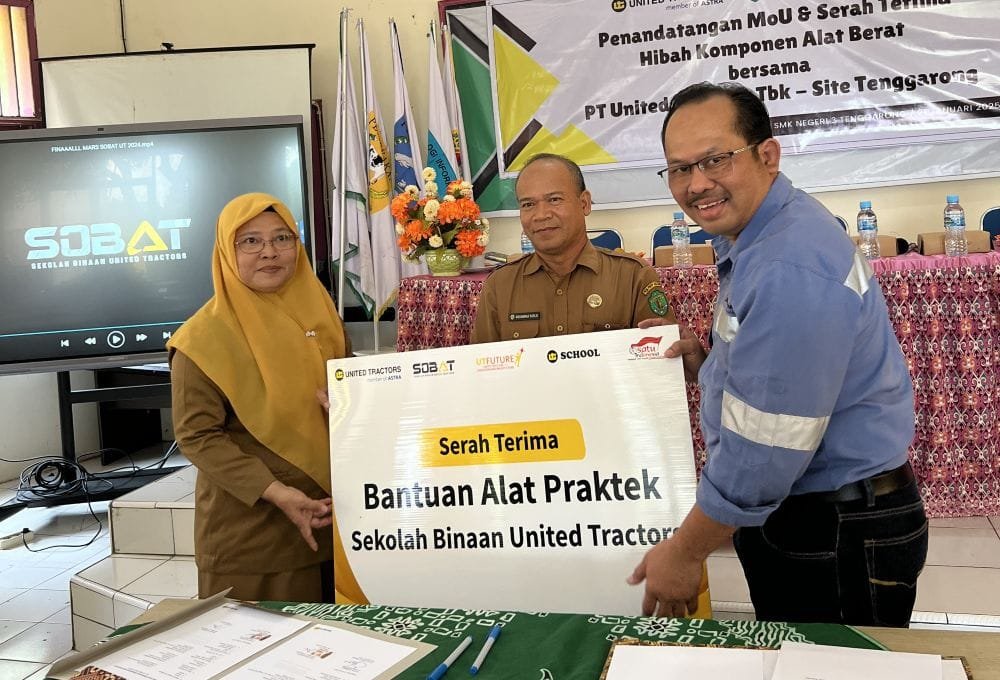 United Tractors Site Tenggarong Perpanjang MoU dengan SMK Negeri 3 Tenggarong untuk Meningkatkan Kualitas Pendidikan Vokasi