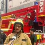 Proses Pendinginan Kebakaran Glodok Plaza, Tim Damkar Fokus Pencarian Korban