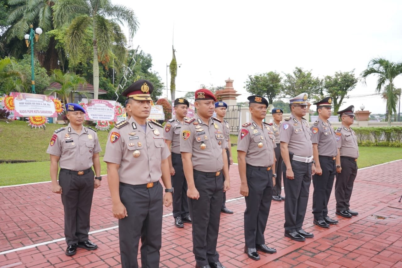 Sebanyak 766 Personel Polda Kaltim Terima Kenaikan Pangkat,&hellip;