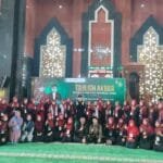 Tabligh Akbar One Day One Juz : Membumikan Al Quran Melangitkan Manusia