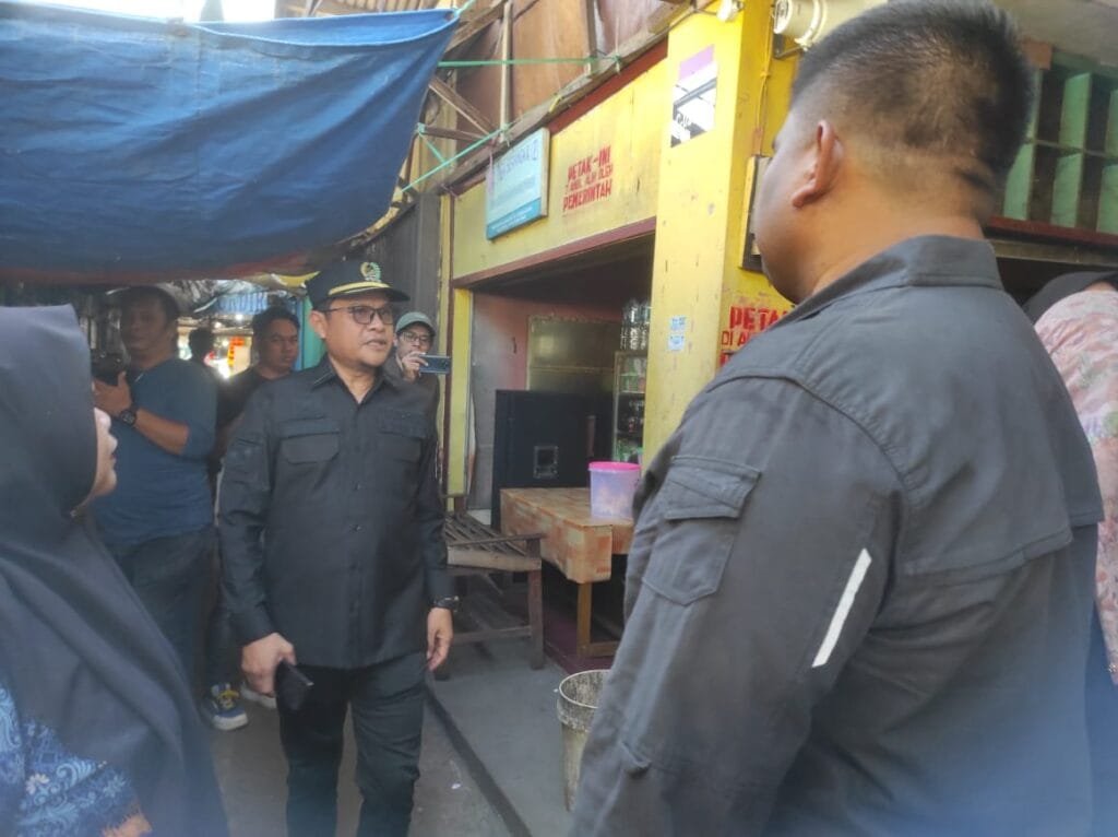 WhatsApp Image 2025 01 17 at 23.24.05 Komisi II DPRD Balikpapan Tinjau Pasar dan Rencanakan Revitalisasi Pasar Inpres Kebun Sayur PROKALTIM