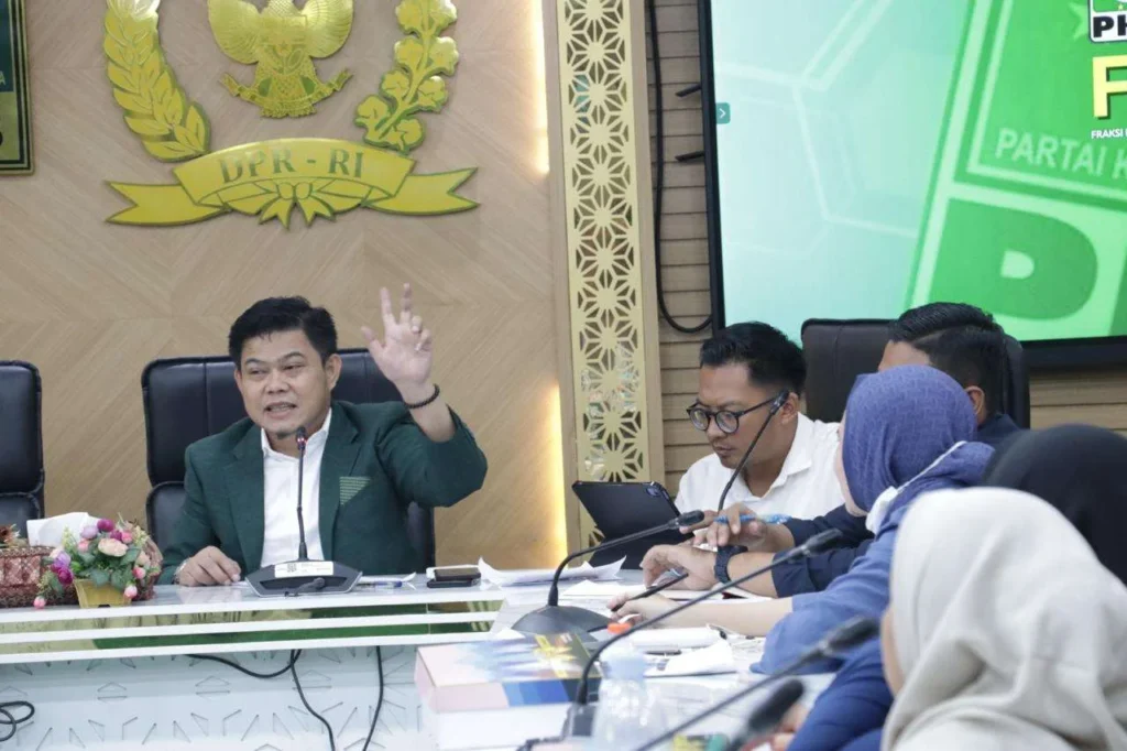 WhatsApp Image 2025 01 20 at 16.25.22 Soal Pembongkaran Pagar Laut, DPR: Presiden Prabowo Peduli dengan Masyarakat PROKALTIM