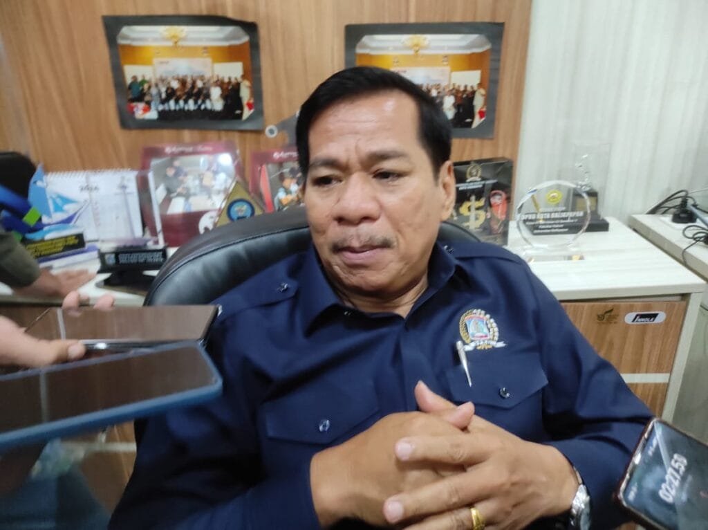 WhatsApp Image 2025 01 20 at 23.49.10 Komisi I DPRD Balikpapan Gelar RDP untuk Perkuat Pengawasan Pembangunan dan Pelayanan Publik, Fokus pada Pencetakan KTP di Kecamatan PROKALTIM