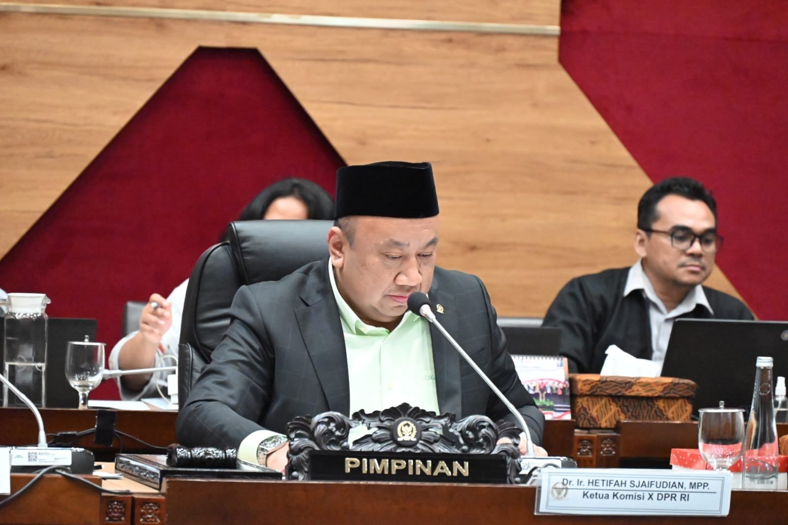 Puji Kinerja Prabowo, DPR Minta Renovasi Sekolah dan Persiapan UN Jadi Prioritas
