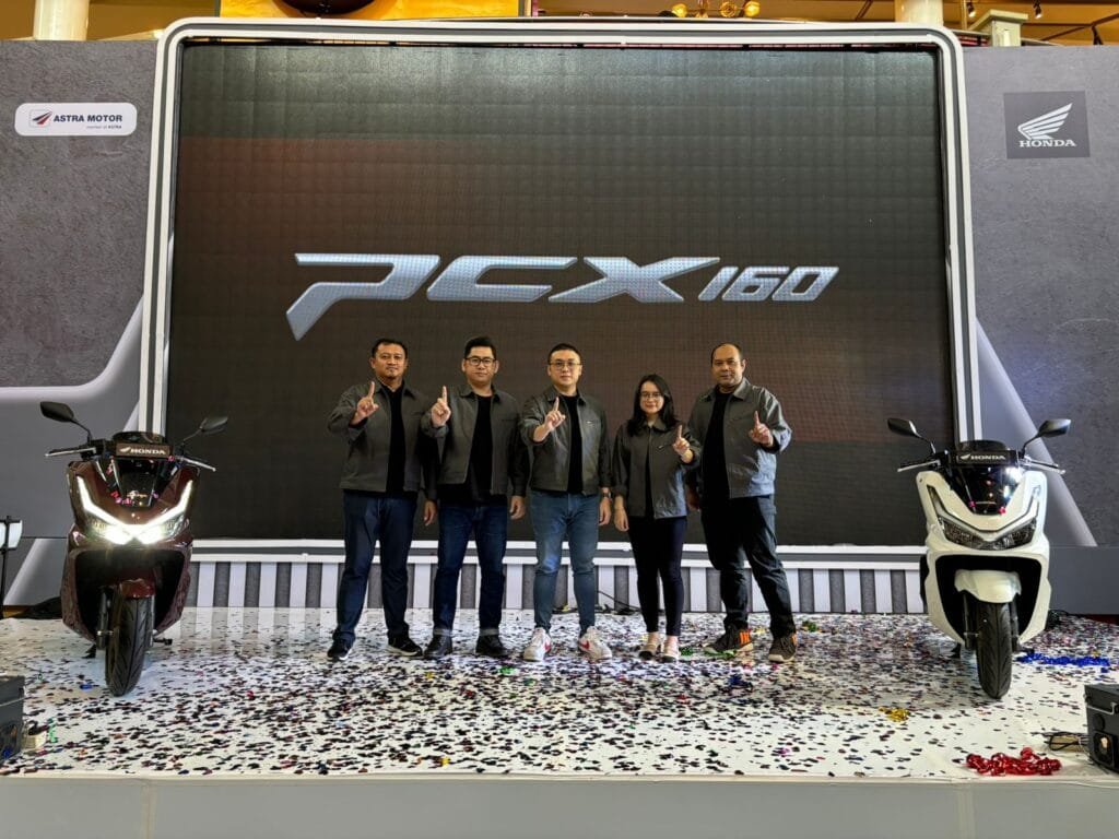 WhatsApp Image 2025 01 25 at 16.00.41 New Honda PCX160 2025: Skutik Premium dengan Desain Mewah dan Teknologi Canggih untuk Pengalaman Berkendara Lebih Kelas PROKALTIM