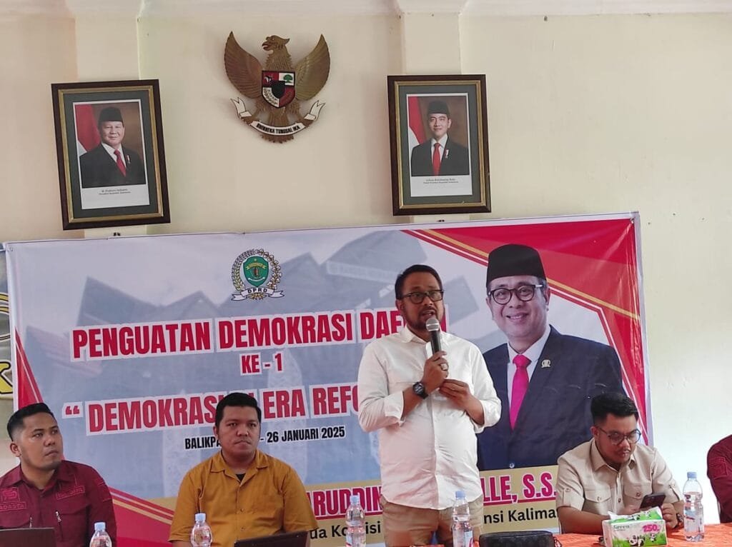 WhatsApp Image 2025 01 29 at 22.32.35 Sabaruddin Panrecalle Gelar Sosialisasi Penguatan Demokrasi Daerah di Balikpapan PROKALTIM