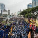 Koalisi Masyarakat Sipil Gelar Aksi “Indonesia Gelap”, Soroti Kebijakan Pemerintah