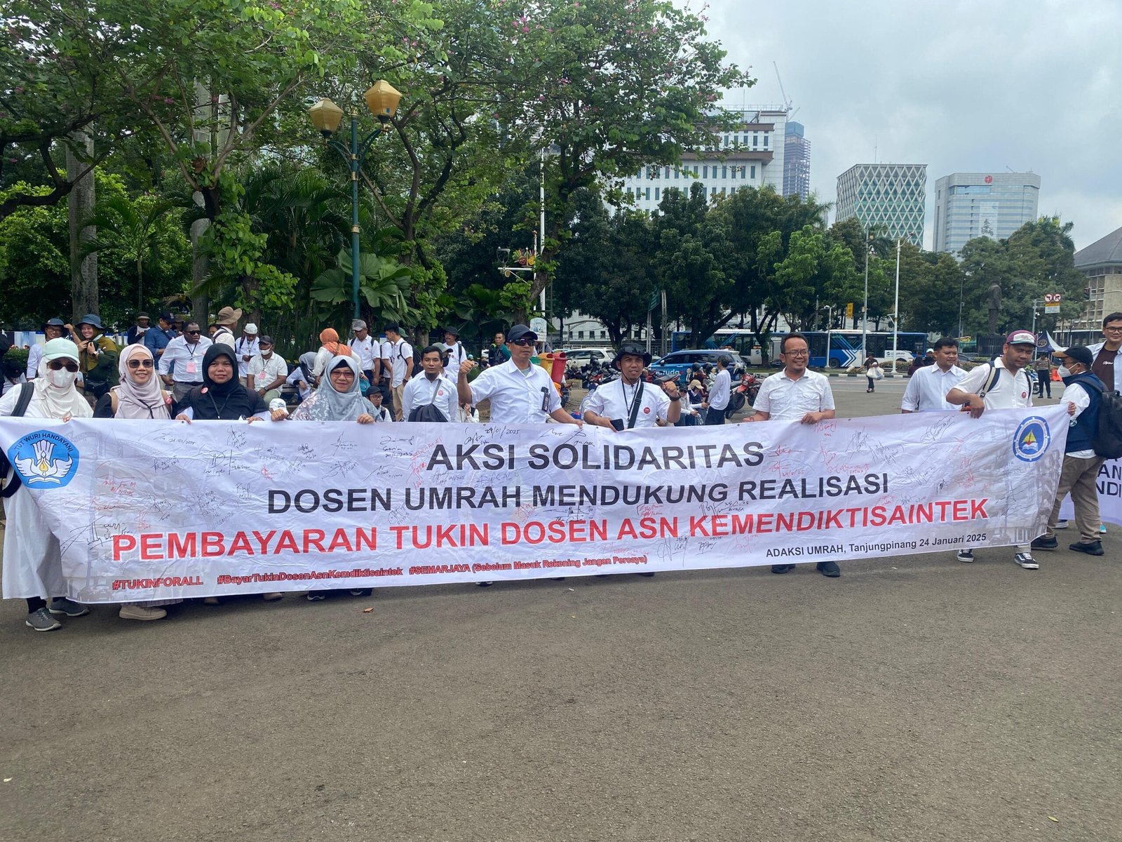 WhatsApp Image 2025 02 03 at 13.07.06 scaled Tukin Dosen dan ASN Tak Kunjung Dibayar, ADAKSI Gelar Aksi Damai PROKALTIM