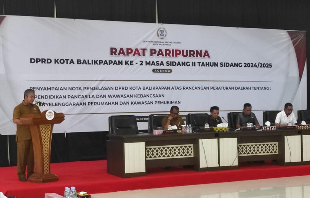 WhatsApp Image 2025 02 03 at 15.01.44 DPRD Balikpapan Gelar Rapat Paripurna Bahas Raperda Pendidikan Pancasila dan Wawasan Kebangsaan PROKALTIM
