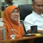 Bulog Libatkan Babinsa Kawal Penyerapan Gabah, DPR: Jangan Sampai Petani Tertekan