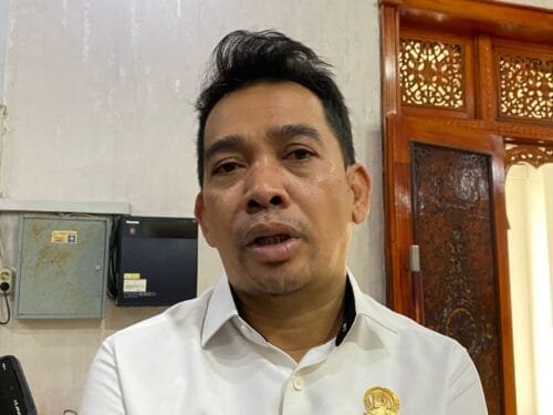 WhatsApp Image 2025 02 28 at 22.28.35 Aliansi Kota Minyak Gelar Aksi Damai di Kantor DPRD Balikpapan, Ketua DPRD Apresiasi Tindakan Mahasiswa PROKALTIM