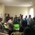 Pangdam VI Mulawarman Bersama Kapolda Kaltara Kunjungi Korban Insiden Penyerangan Polres Tarakan