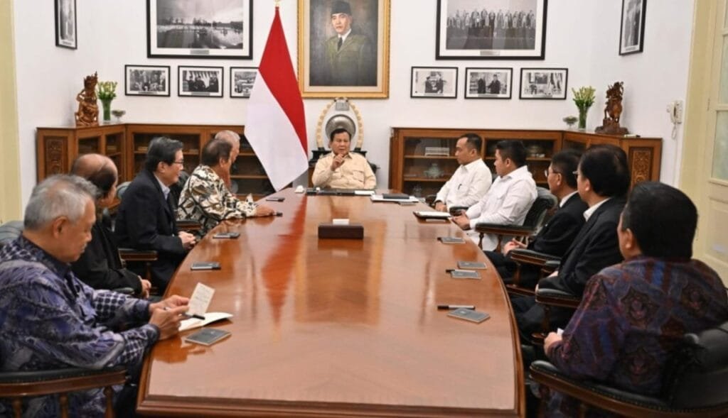 WhatsApp Image 2025 03 07 at 21.29.53 Prabowo Bertemu Delapan Pengusaha Besar, Bahas Perekonomian dan Investasi Nasional PROKALTIM