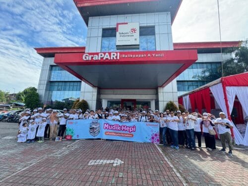 WhatsApp Image 2025 03 26 at 12.10.03 Hadirkan Nilai Tambah Bagi Pelanggan Setia, Telkomsel Melalui Program Mudik Hepi Berangkatkan 200 Pemudik Rute Balikpapan – Surabaya PROKALTIM