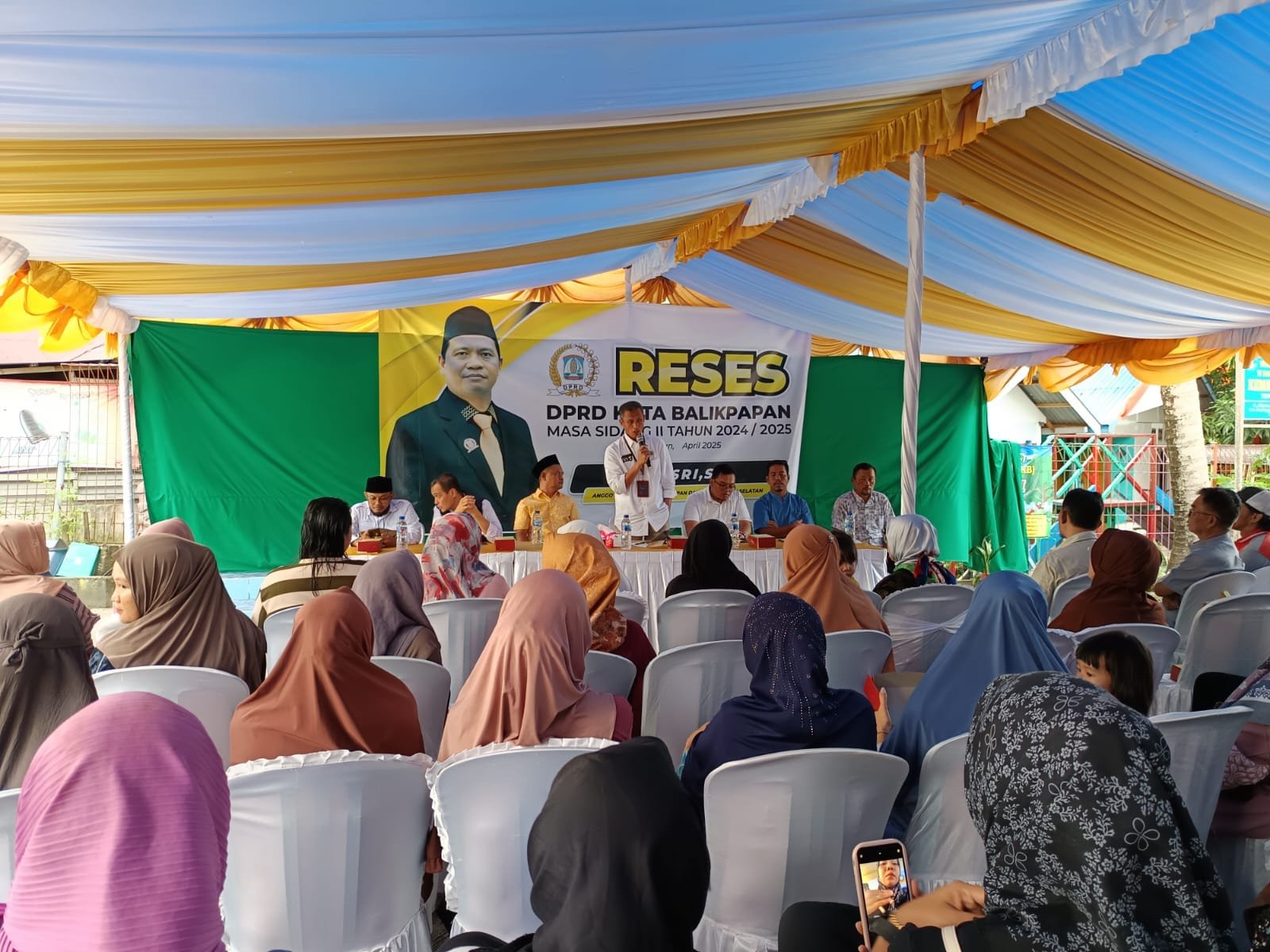 Bau Busuk dan Jalan Rusak Jadi Sorotan Warga Sepinggan Raya, H. Yusri Janji Tak Tinggal Diam