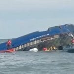 Ferry KMP Muchlisa Tenggelam di Perairan Penajam, Dua Penumpang Masih Hilang