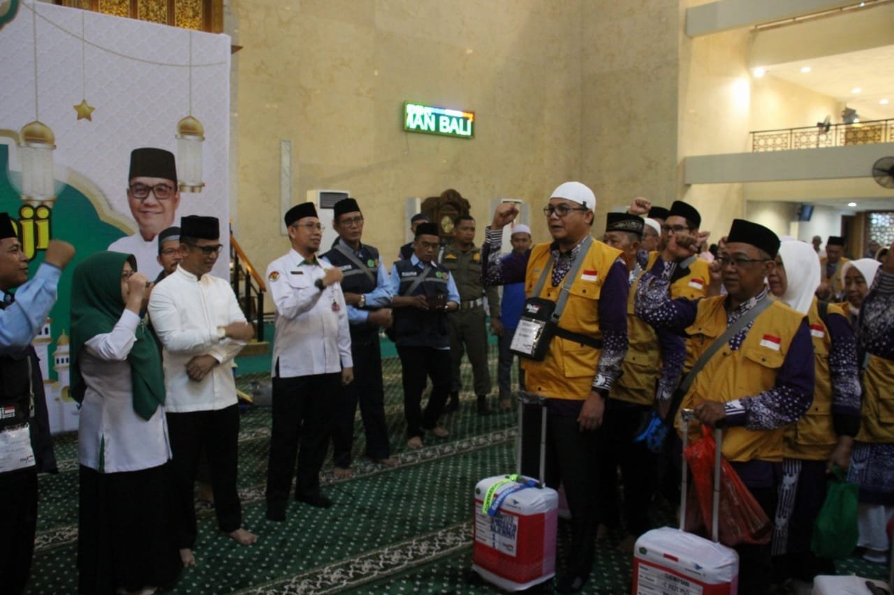 Penuh Haru, 521 Jemaah Haji Balikpapan Siap Menuju Tanah Suci