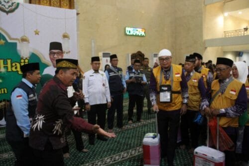 WhatsApp Image 2025 05 05 at 23.07.33 Di Tengah Panas Ekstrem Makkah, Jamaah Haji Balikpapan Diingatkan Jaga Kesehatan dan Stamina PROKALTIM