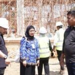 Komisi II DPRD Balikpapan Lakukan Kunjungan ke Proyek Gedung Gabungan DKP3 dan Disdag