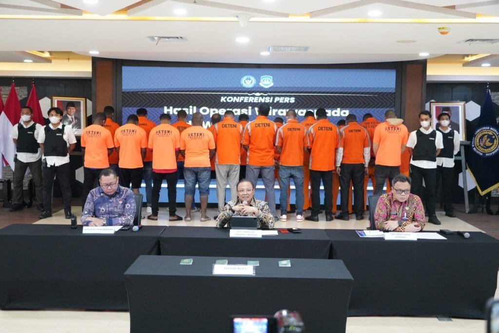 WhatsApp Image 2025 05 19 at 11.29.41 Sebanyak 170 WNA Bermasalah Diamankan dalam Operasi Wira Waspada di Jadetabek PROKALTIM