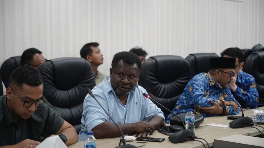 WhatsApp Image 2025 05 20 at 21.55.01 RDP Memanas, DPRD Balikpapan Tuntut Tanggung Jawab Pertamina atas Kelangkaan Pertamax PROKALTIM