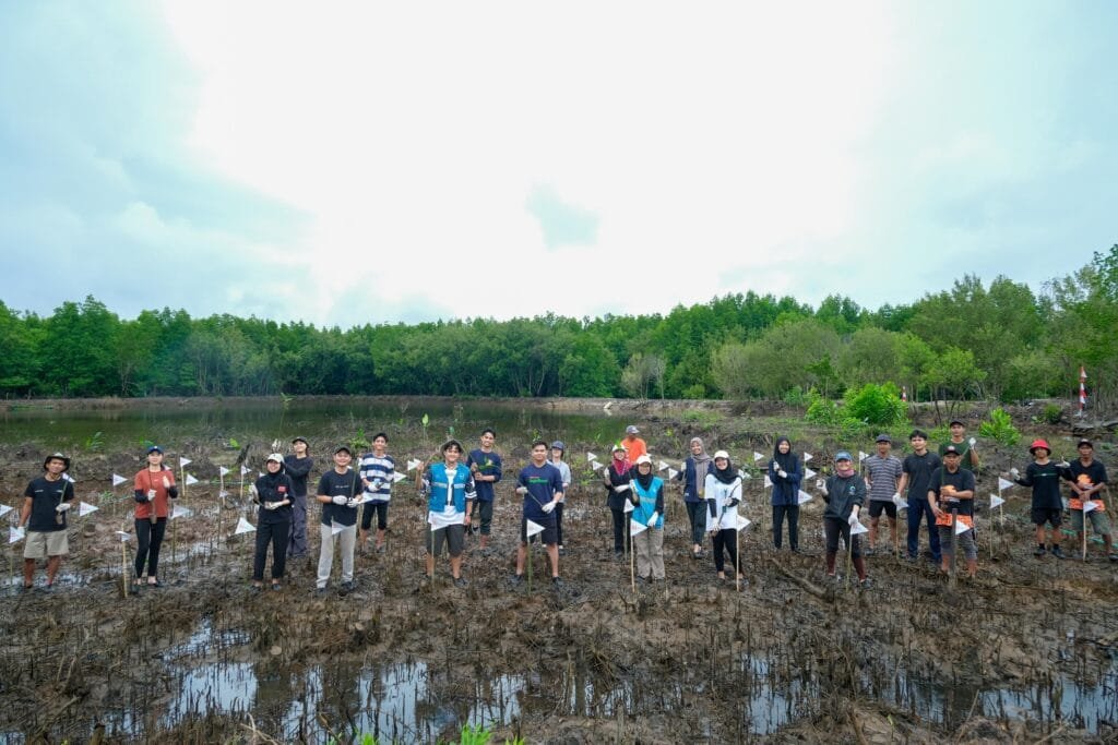 WhatsApp Image 2025 06 02 at 12.23.34 1 Tiga Dekade Telkomsel, Kolaborasi Bersama Ciro Waste Majukan Indonesia Melalui Penanaman 600 Bibit Mangrove di Balikpapan PROKALTIM