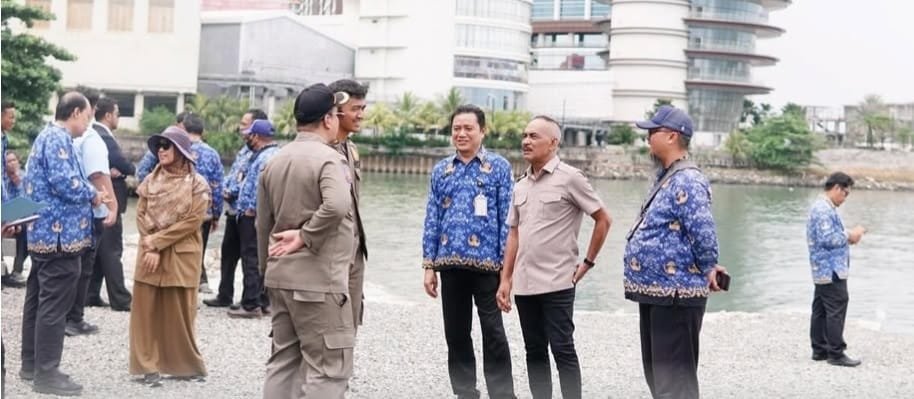 WhatsApp Image 2025 06 02 at 21.44.13 Warga Laporkan Reklamasi Tak Berizin, DPRD Balikpapan Turun ke Ruko Bandar PROKALTIM