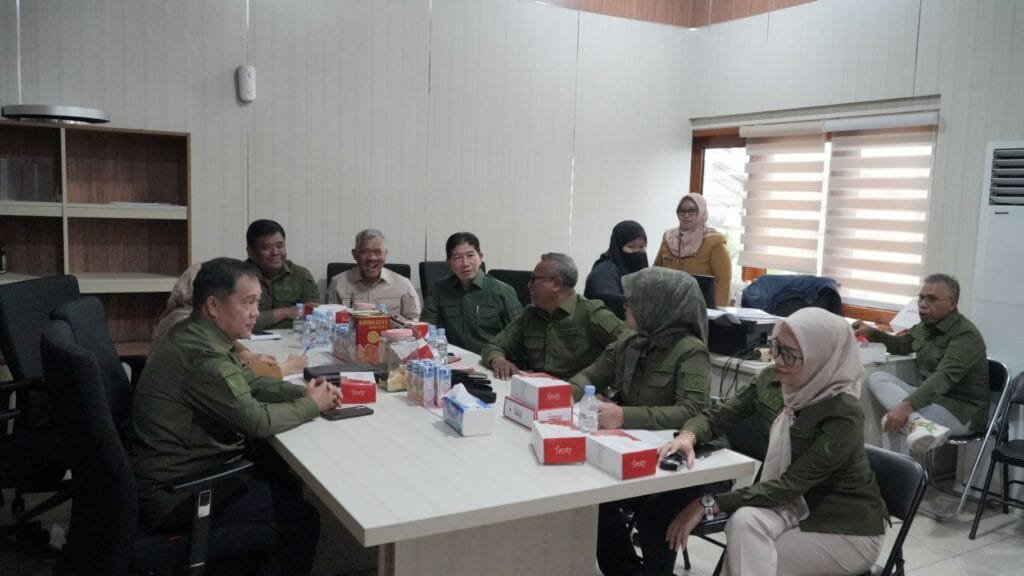 WhatsApp Image 2025 07 01 at 22.16.49 Ketua Komisi II, Fauzi Adi Firmansyah Usulkan Penanaman Kelapa Hibrida di Lahan 2 Hektare untuk Ketahanan Pangan PROKALTIM