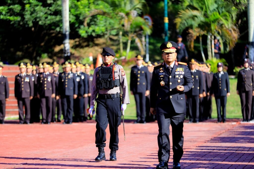 WhatsApp Image 2025 07 02 at 19.34.54 Pangdam VI/Mulawarman Hadiri HUT ke-79 Bhayangkara: Wujud Kematangan Institusi Polri PROKALTIM