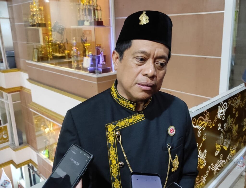 WhatsApp Image 2025 07 04 at 21.23.03 1 Siswa SD-SMP di Balikpapan Dapat Seragam Gratis, Dibagikan Sebelum Masuk Sekolah PROKALTIM