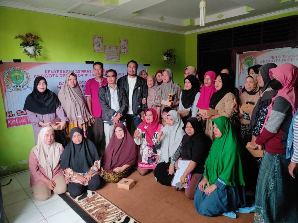 WhatsApp Image 2025 07 08 at 22.26.35 Warga Teritip Sambut Hangat Reses Sabaruddin Panrecalle, Suarakan Aspirasi Soal Jalan Rusak hingga Pendidikan PROKALTIM