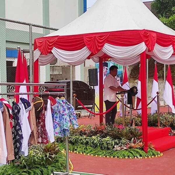 Pendidikan Merata! Seragam Gratis untuk 92 Ribu Siswa&hellip;