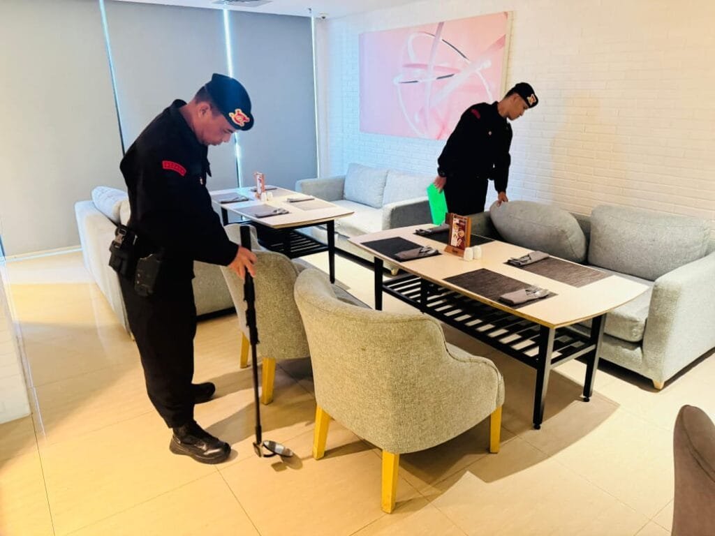 WhatsApp Image 2025 07 26 at 14.37.41 Jibom Gegana Brimob Sterilkan Lokasi Kunjungan Tamu Negara dari Sarawak di Balikpapan PROKALTIM