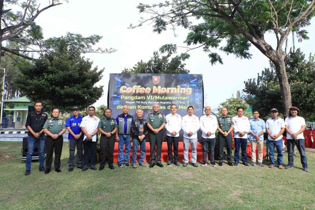 Coffee Morning Pangdam Coffee Morning Pangdam, Kodam Diserbu Media dan Berbagai Jenis Kendaraan PROKALTIM