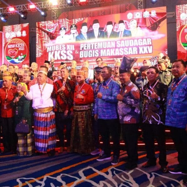 Wabup Waris Muin Hadiri Mubes KKKS di Makassar