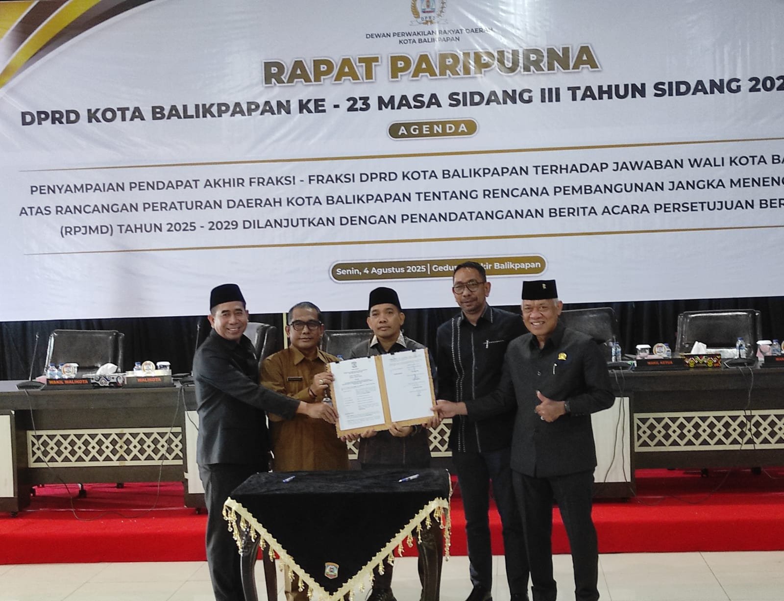 WhatsApp Image 2025 08 04 at 20.18.34 RPJMD 2025–2029 Disahkan! DPRD Balikpapan Fokus Genjot PAD dan Infrastruktur PROKALTIM
